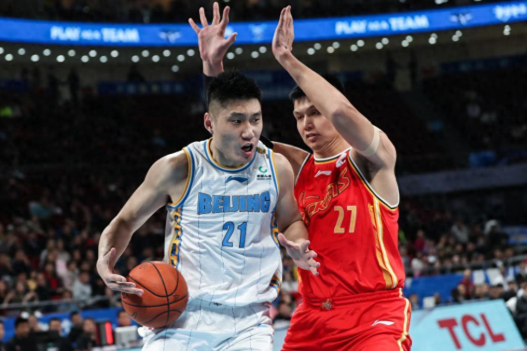 开云平台-李根队友加盟NBL，苏群谈升降级杜绝假球，福建签下场均25分猛将